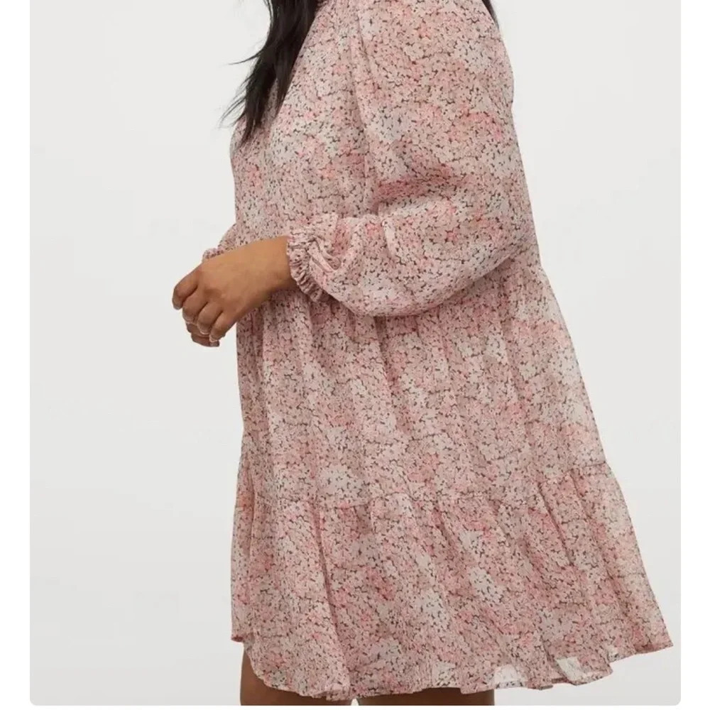 H&M Pink Floral Flowy Balloon Sleeve Boho Dress - Size Medium - Picture 2 of 12